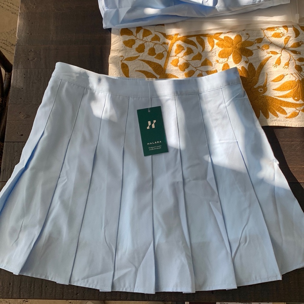 Brand new sky blue Womens L tennis skirt with pocket